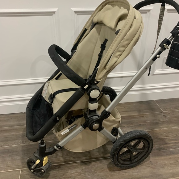 Bugaboo Stroller - Picture 1 of 4